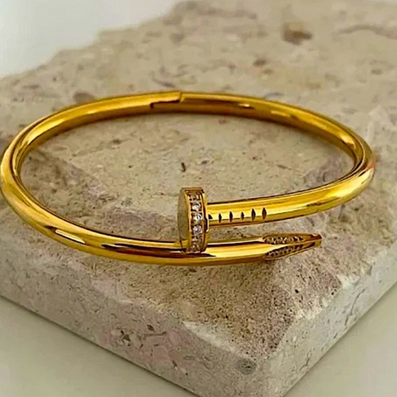 Gold Plated Nail Zircon Bangle Bracelet - Picture 12 of 14
